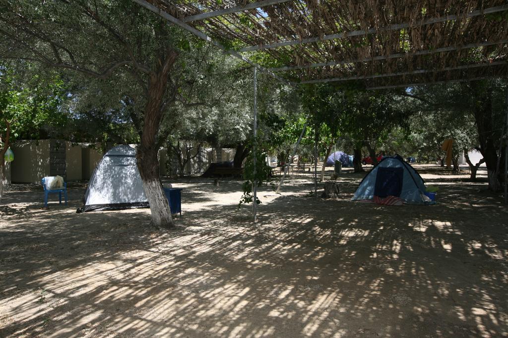 Camping Koula Paro Esterno foto